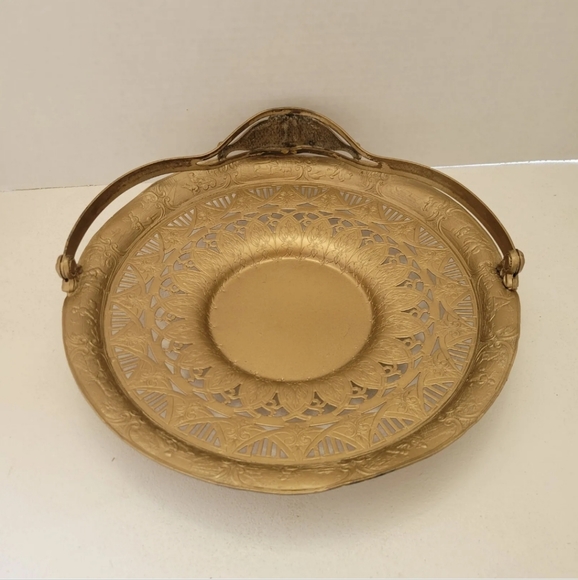 Antique Brides Basket Dutch Scene Gold Colored Swivel Handle VTG - Picture 3 of 7